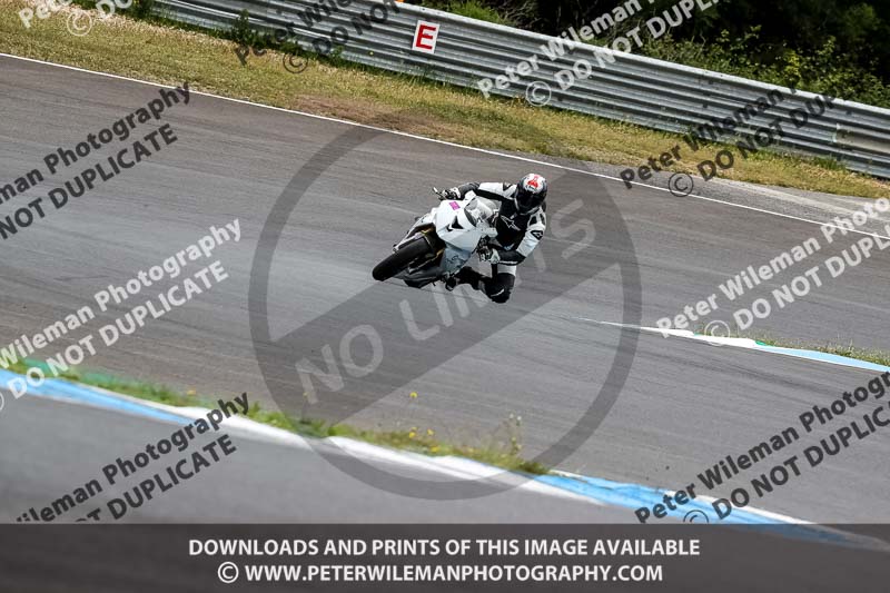 estoril;event digital images;motorbikes;no limits;peter wileman photography;portugal;trackday;trackday digital images